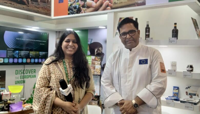 ‘SUCCESS TAKES TIME’: CHEF AJAY CHOPRA INSPIRES THE NEXT GENERATION AT AAHAAR 2026: A Report By: Khatibah Rehmat (Senior Journalist). 1 IMG 20260310 WA0010