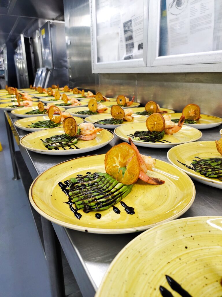 CHEF ANIRBAN DASGUPTA: A JOURNEY ROOTED IN HERITAGE, EDUCATION AND CULINARY PASSION–Part 1. AN EXCLUSIVE MEDIA COVERAGE BY: KHATIBAH REHMAT (Senior Journalist) 3 1001914678